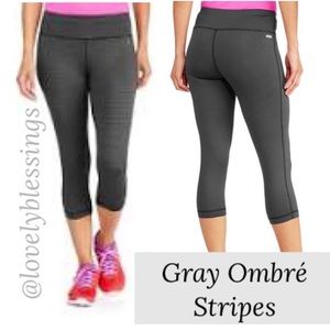 Striped Cropped Leggings Athletic Yoga Pants Gray Ombré Stripes Size Large